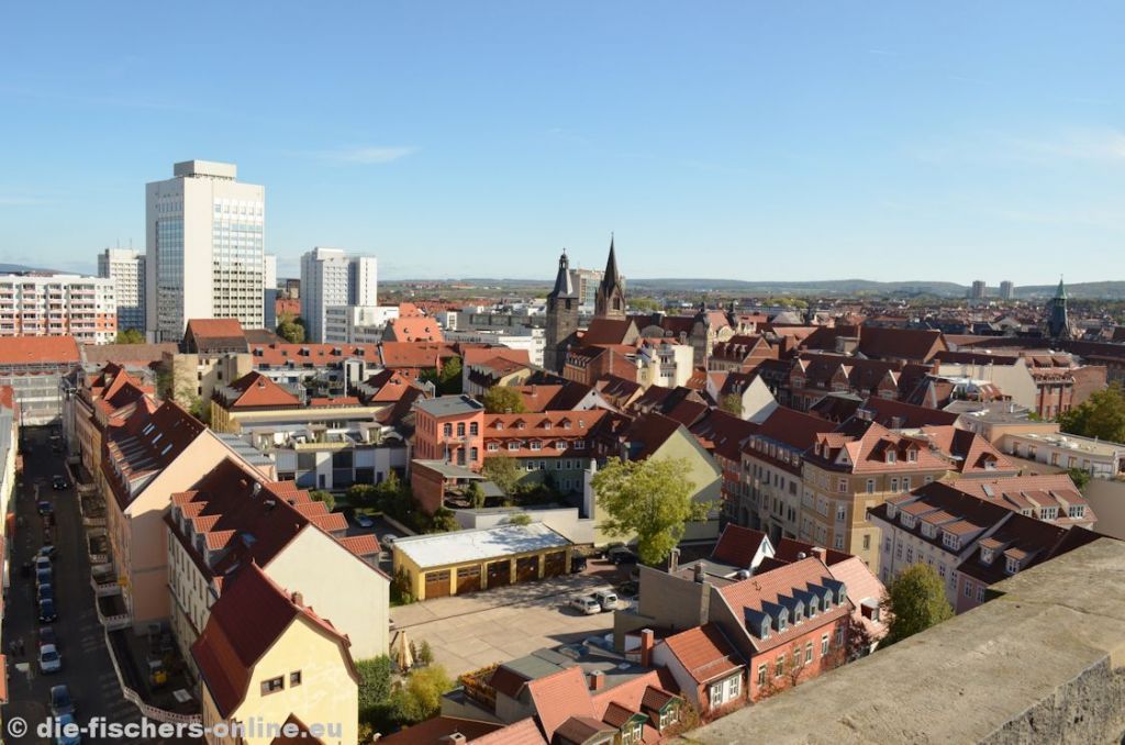 Ã„gidienkirche (KrÃ¤merbrÃ¼cke)
Blick Ã¼ber Erfurt in Ã¶stlicher Richtung. Sehr gute heben sich das Hotel 'Radisson' sowie die Kaufmannskirche am Anger ab.
